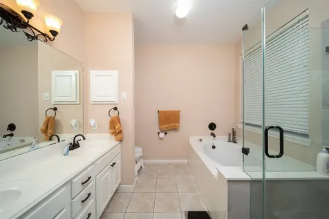 11 Painted Canyon Place The Woodlands TX 77381