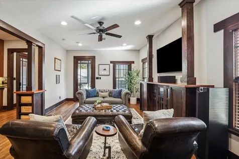 512 Archer Street Houston TX 77009