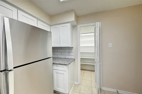 921 Marine Drive 110 Galveston TX 77550