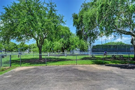 921 Marine Drive 110 Galveston TX 77550