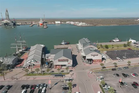 921 Marine Drive 110 Galveston TX 77550