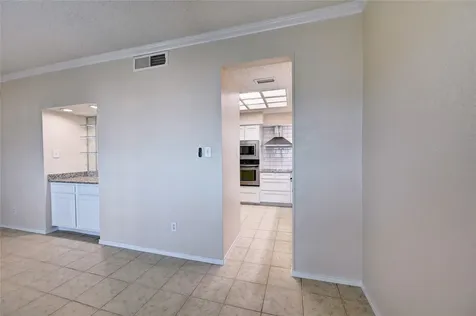 921 Marine Drive 110 Galveston TX 77550