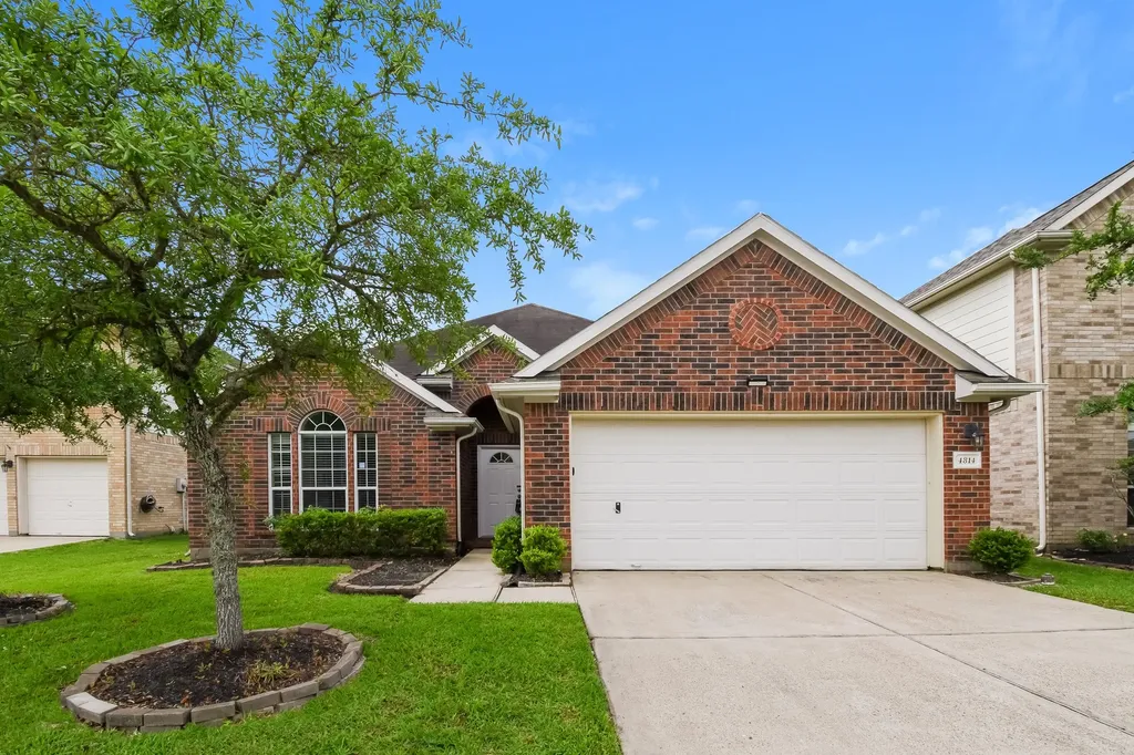 4814 Emerald Bay Circle Baytown TX 77523