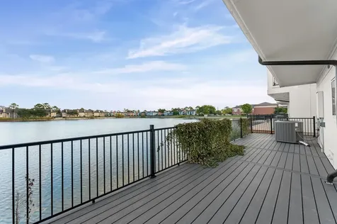 2202 Lakeshore Edge Drive Houston TX 77080