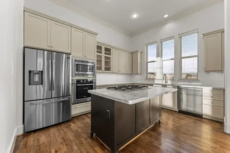 2202 Lakeshore Edge Drive Houston TX 77080