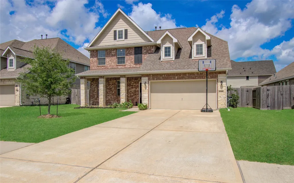 12319 Gatewood Drive Mont Belvieu TX 77535