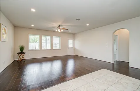 12319 Gatewood Drive Mont Belvieu TX 77535