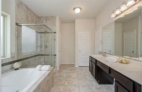 12319 Gatewood Drive Mont Belvieu TX 77535