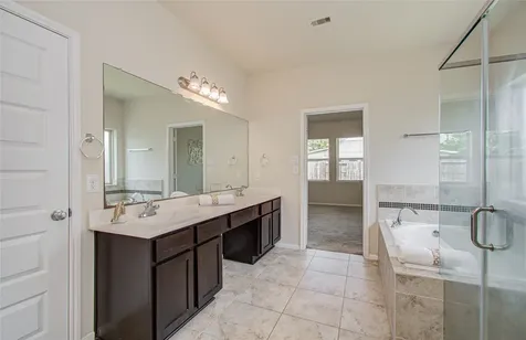 12319 Gatewood Drive Mont Belvieu TX 77535