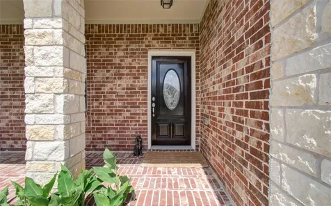 12319 Gatewood Drive Mont Belvieu TX 77535