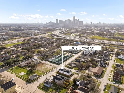 1302 Grove Street Houston TX 77020