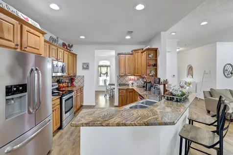 9934 Palm Drive Mont Belvieu TX 77523