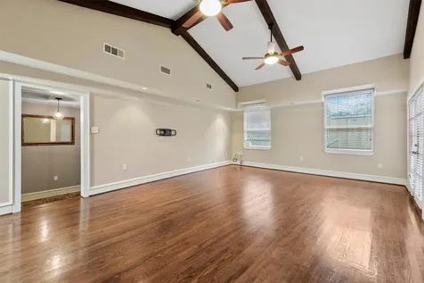 6733 Sylvan Road Houston TX 77023