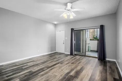 7065 N Holiday Drive Galveston TX 77550