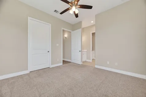 803 Lily Lane Rosharon TX 77583