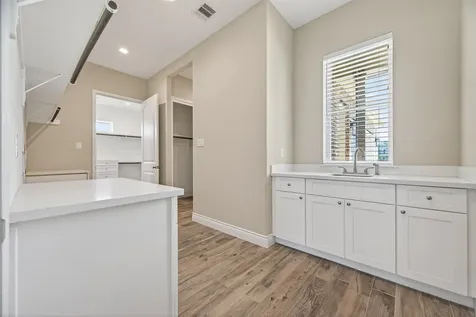 803 Lily Lane Rosharon TX 77583