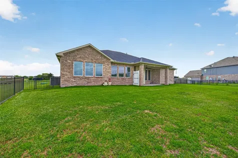 803 Lily Lane Rosharon TX 77583