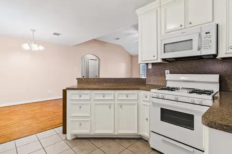 1060 Yaupon Cove Drive Onalaska TX 77360