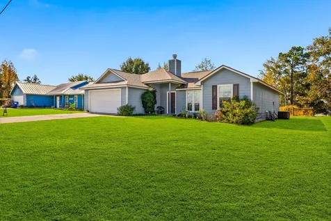 1060 Yaupon Cove Drive Onalaska TX 77360