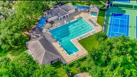 4402 Water Elm Way Houston TX 77059