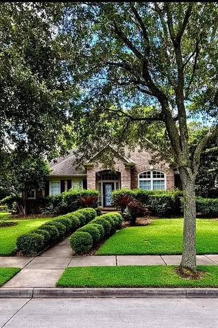 4402 Water Elm Way Houston TX 77059