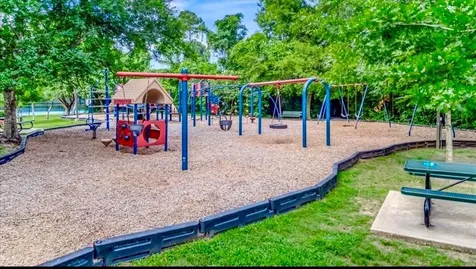 4402 Water Elm Way Houston TX 77059