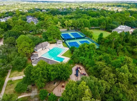 4402 Water Elm Way Houston TX 77059