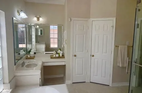 4402 Water Elm Way Houston TX 77059