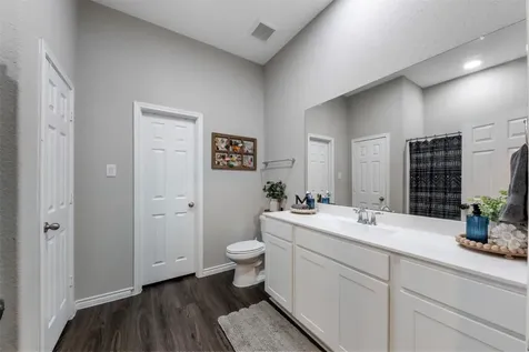 1302 Trinity Street Anahuac TX 77514