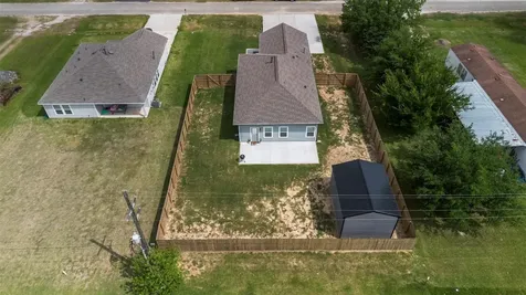 1302 Trinity Street Anahuac TX 77514