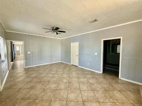 231 W Broad Street Freeport TX 77541