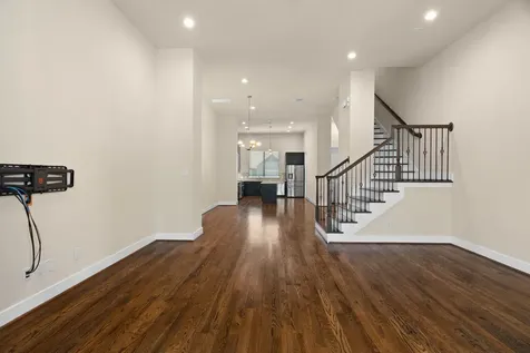 1212 W Dallas Street Houston TX 77019
