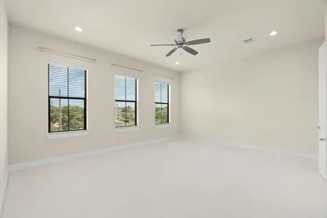 1212 W Dallas Street Houston TX 77019