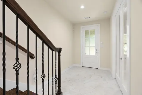 1212 W Dallas Street Houston TX 77019