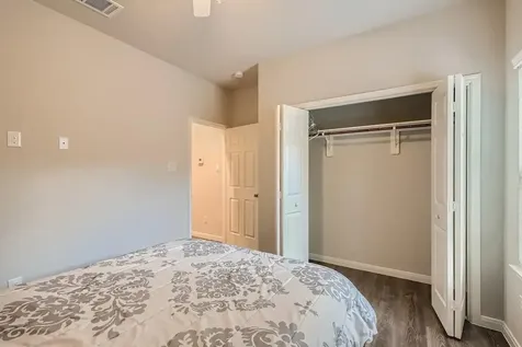 4834 Van Fleet Street Houston TX 77033