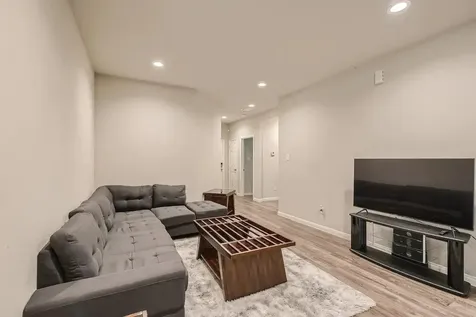 4834 Van Fleet Street Houston TX 77033