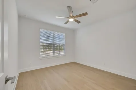 455 6th Street Magnolia TX 77355