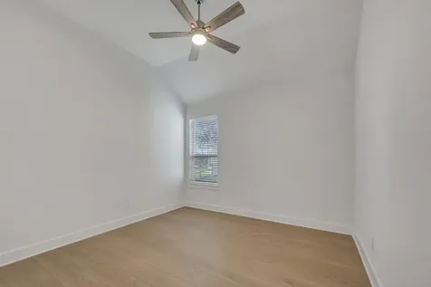 455 6th Street Magnolia TX 77355