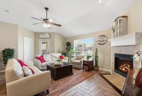 102 Golfview Court Montgomery TX 77356