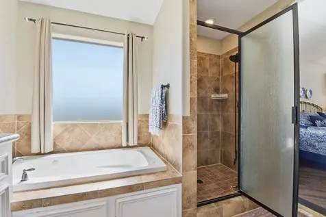 102 Golfview Court Montgomery TX 77356