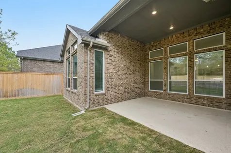26018 S Outrider Banks Montgomery TX 77316