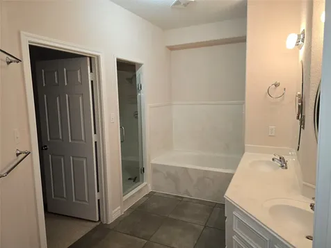5118 Bayou Drive Dickinson TX 77539