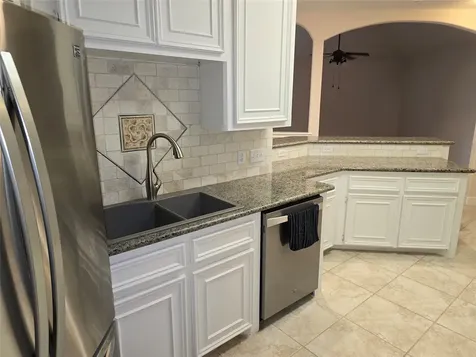 5118 Bayou Drive Dickinson TX 77539