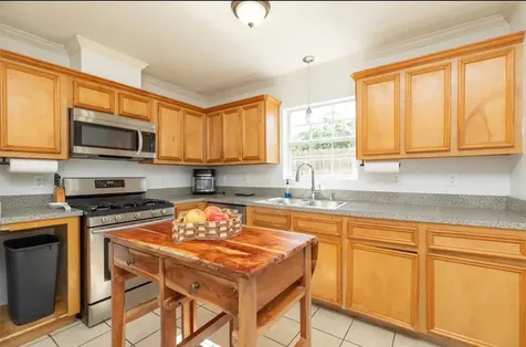 531 Dogwood Street Houston TX 77022