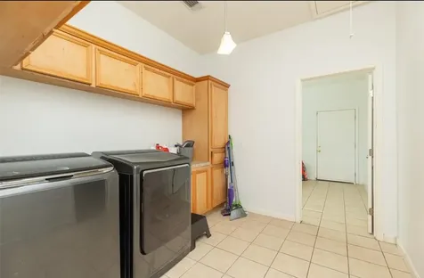 531 Dogwood Street Houston TX 77022