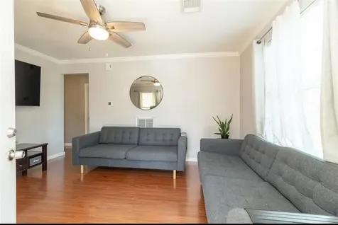 531 Dogwood Street Houston TX 77022
