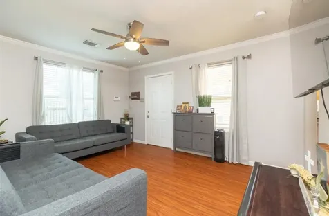 531 Dogwood Street Houston TX 77022