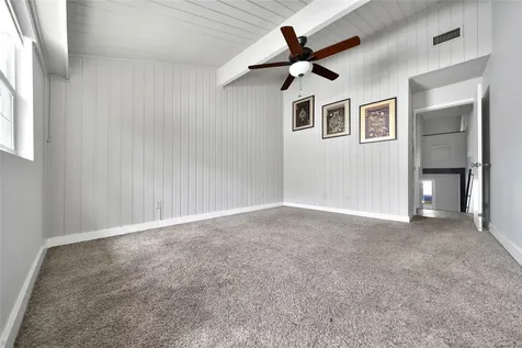 28 Lakeway Street Conroe TX 77304