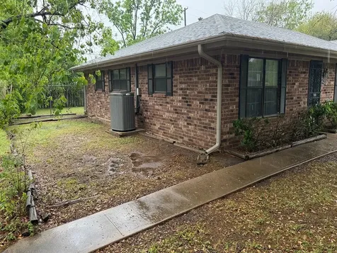 2302 Kent Street Bryan TX 77802