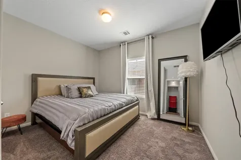 397 Road 5102 L Cleveland TX 77327